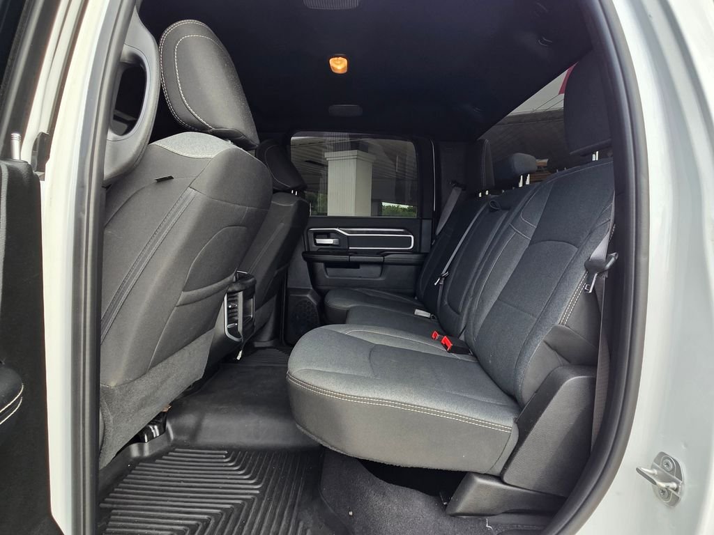 Used 2022 White Ram Big Horn image 12