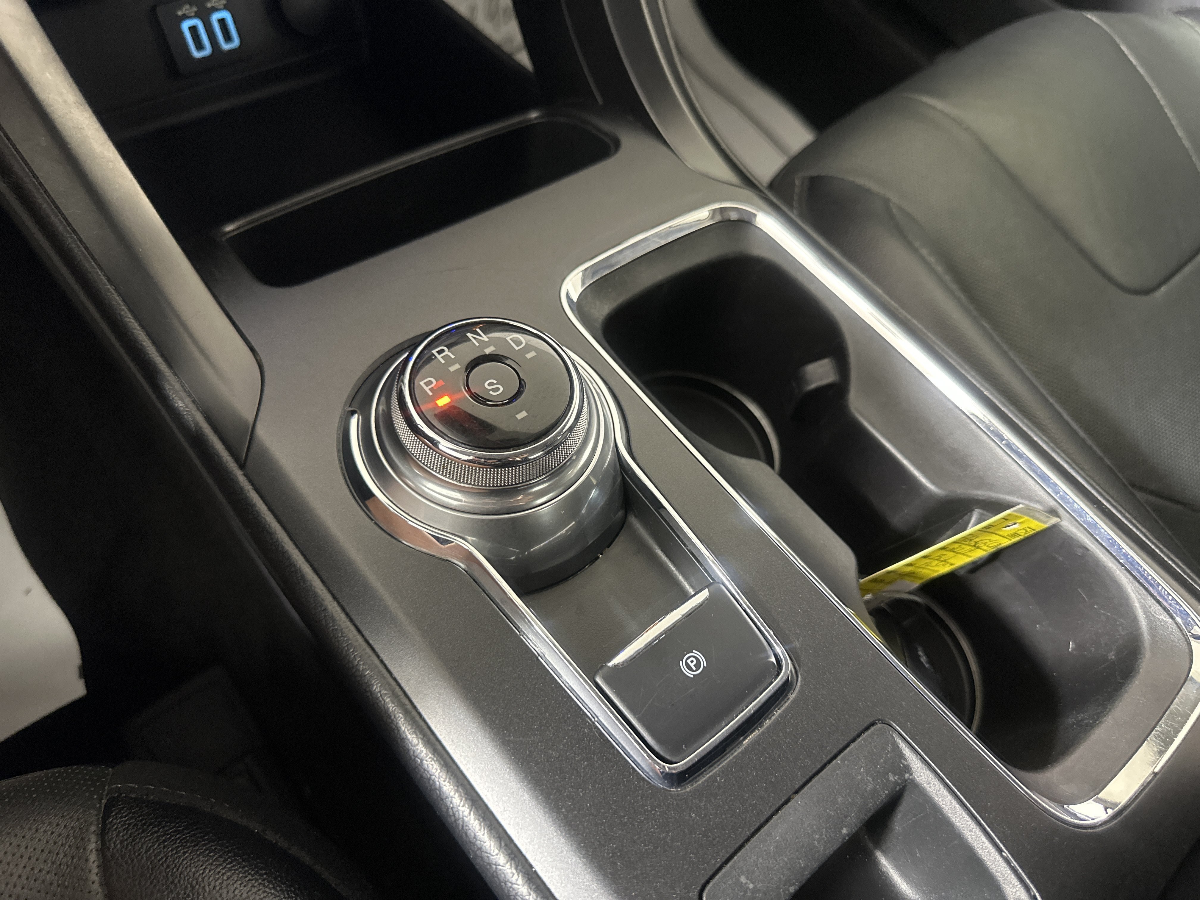 Used 2019 Silver Ford Titanium image 21