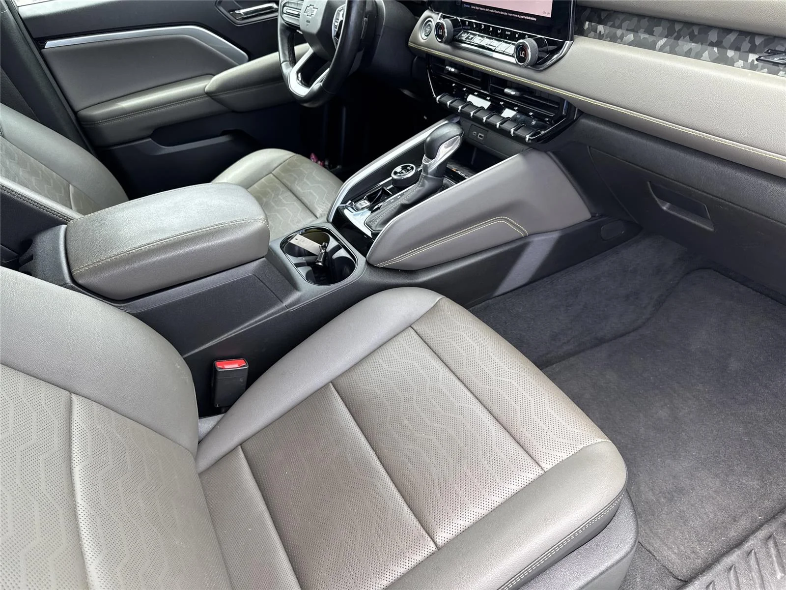 Used 2023 Summit White Chevrolet ZR2 image 34