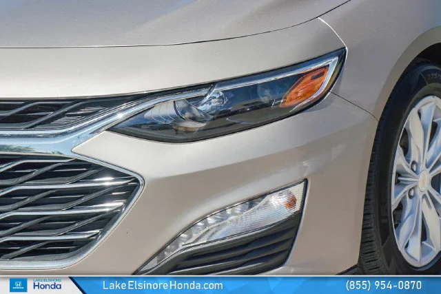 Used 2023 Mineral Gray Metallic Chevrolet LT image 5