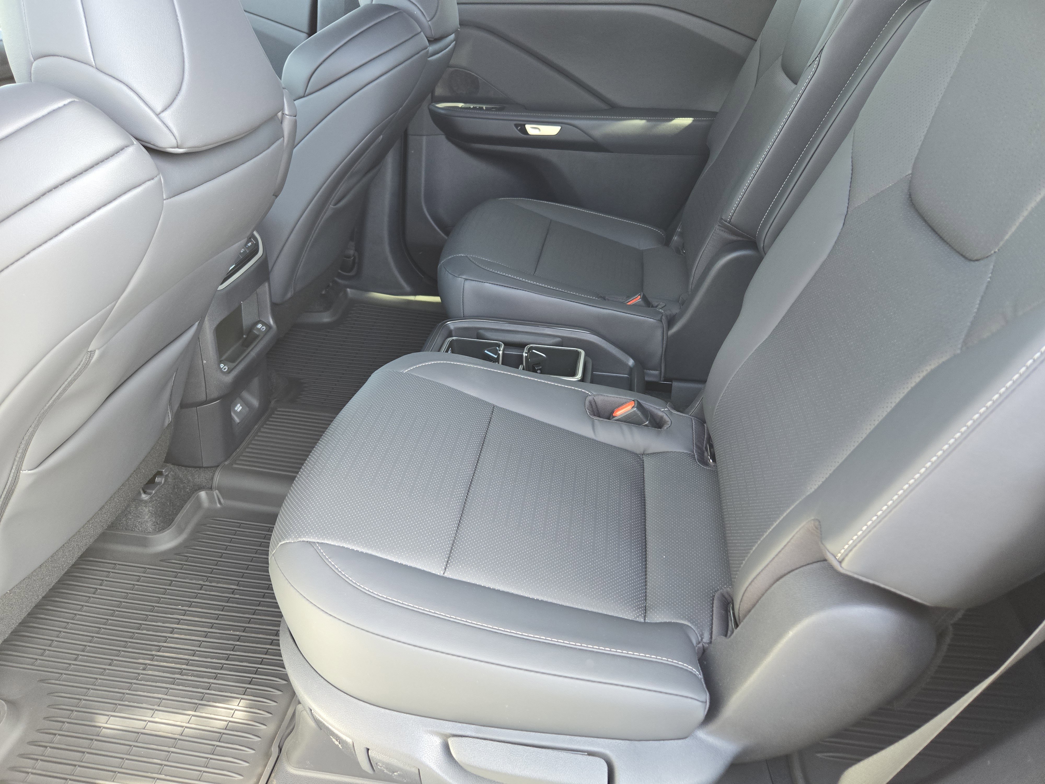 2026 Lexus TX 500h F-Sport - Photo 20