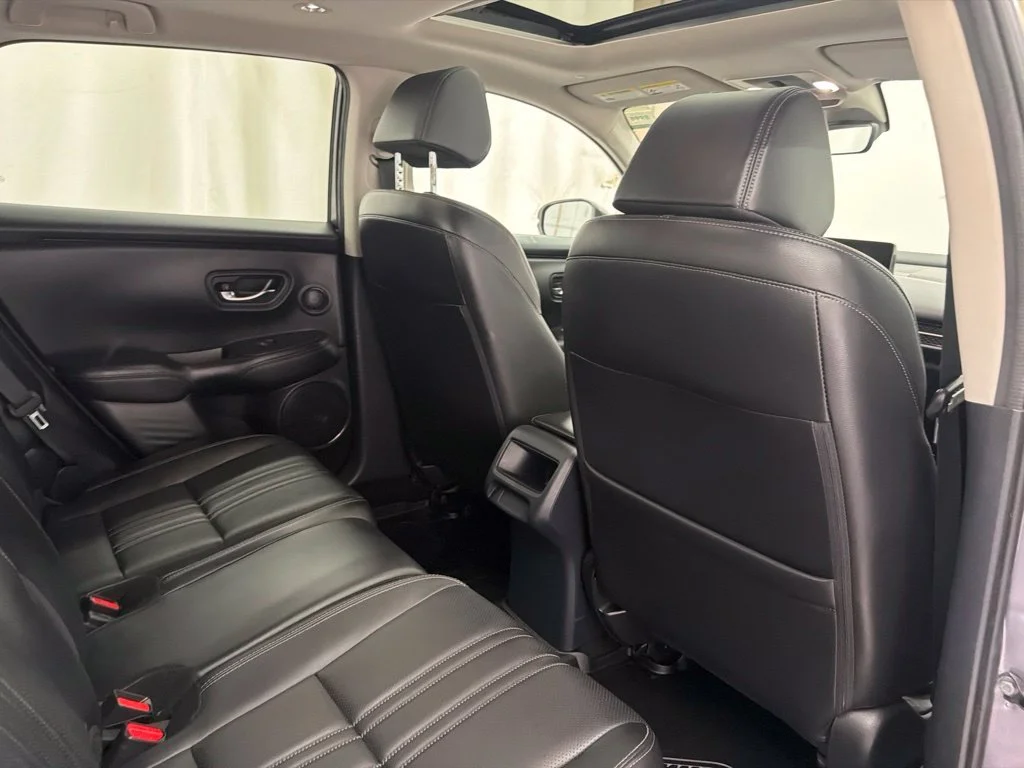 Used 2023 Gray Honda EX-L image 23