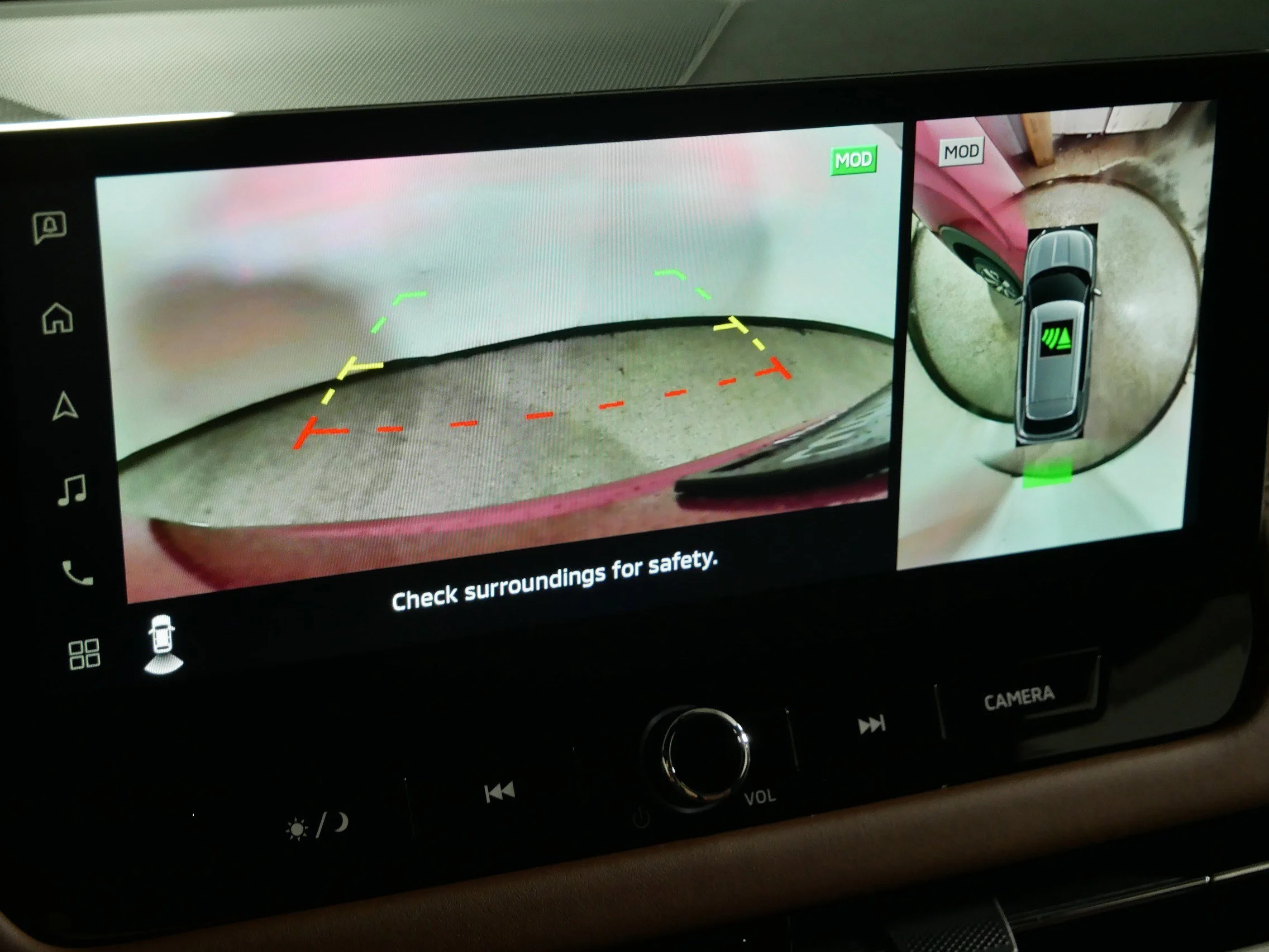 2025 Mitsubishi Outlander SEL - Photo 9