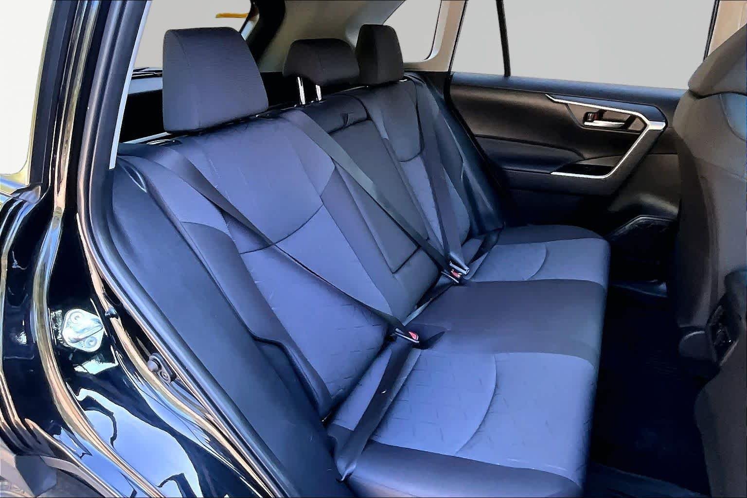 Used 2025 Midnight Black Metallic Toyota XLE image 20