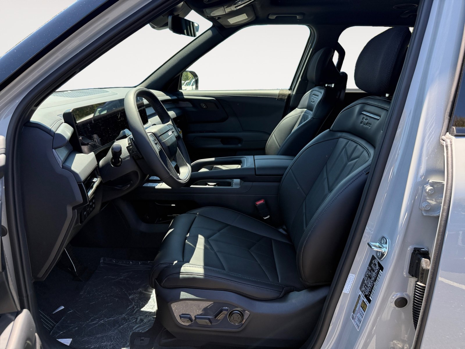 New 2027 Wolf Gray Kia X-PRO SX image 10