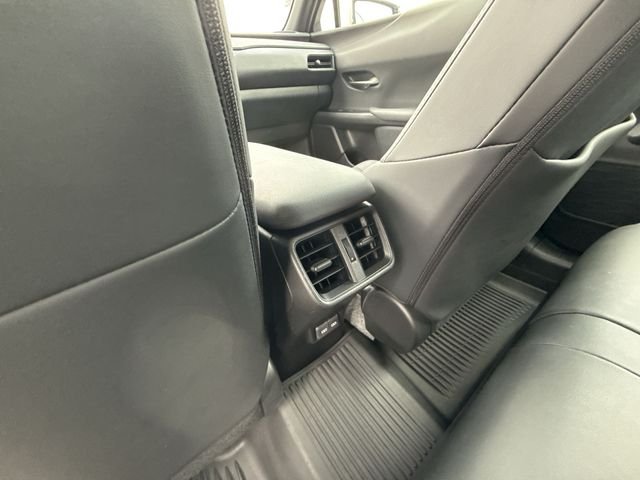 2024 Lexus UX Hybrid 250h - Photo 20