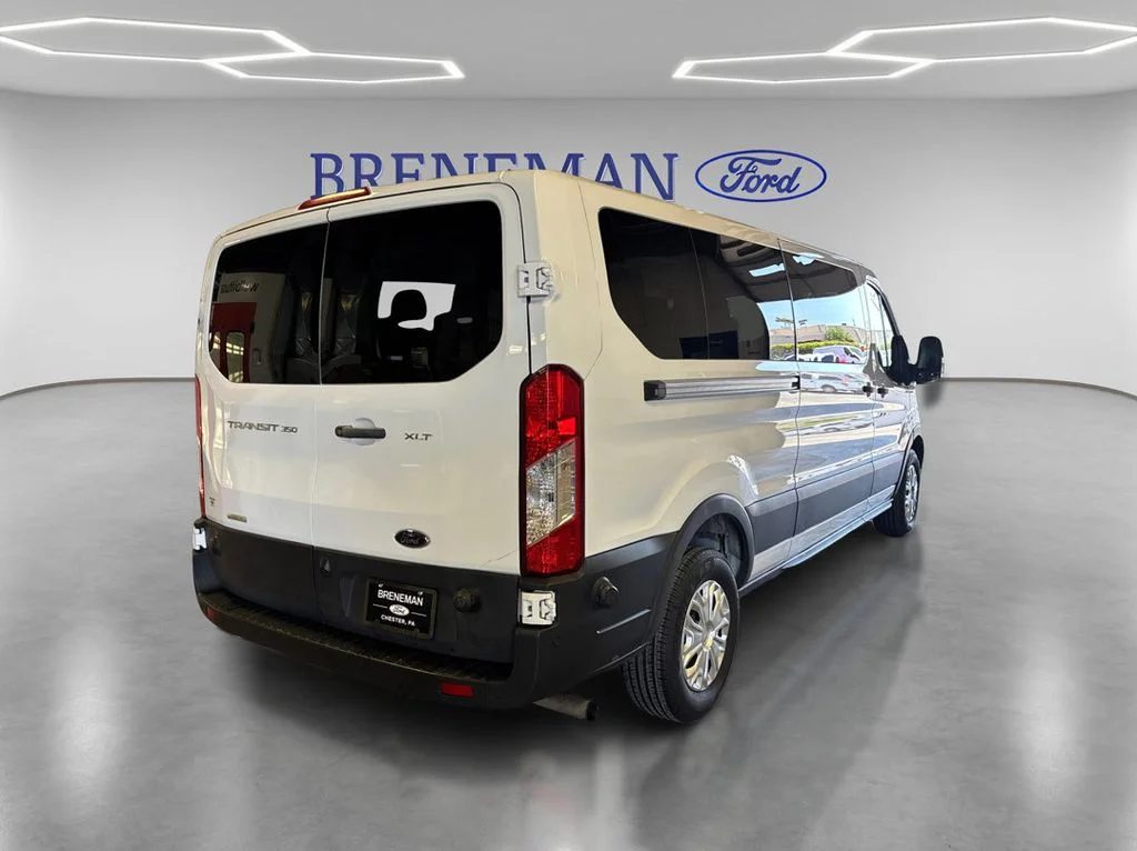 Certified Used 2024 Oxford White Ford XLT image 5