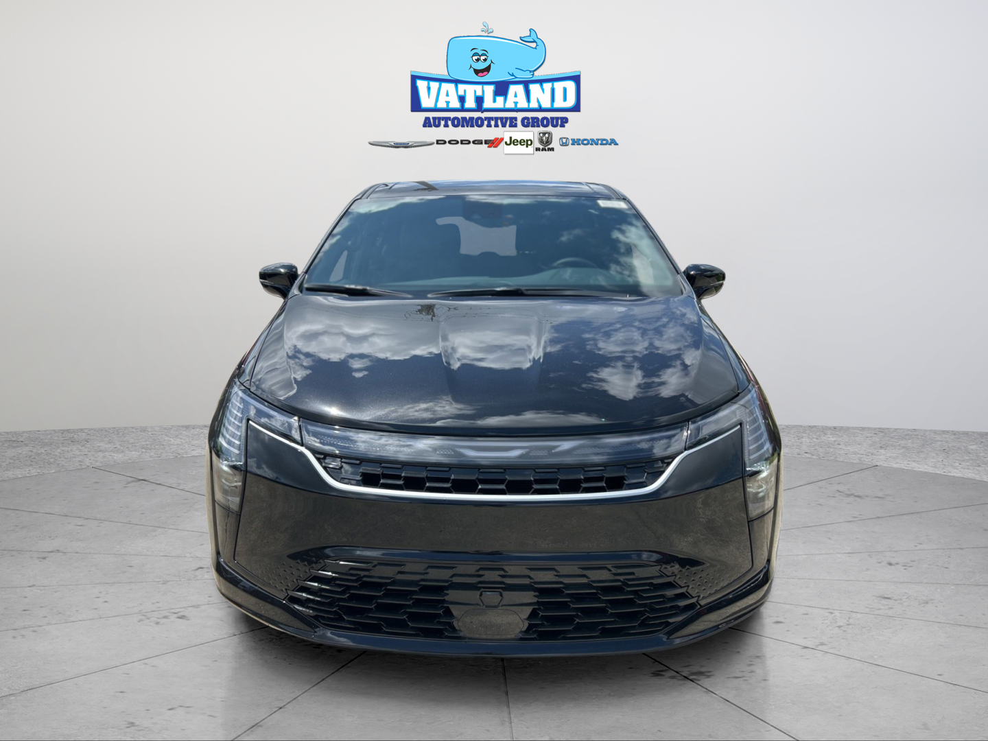 New 2027 Diamond Black Crystal Pearl-Coat Exterior Paint Chrysler Select image 21