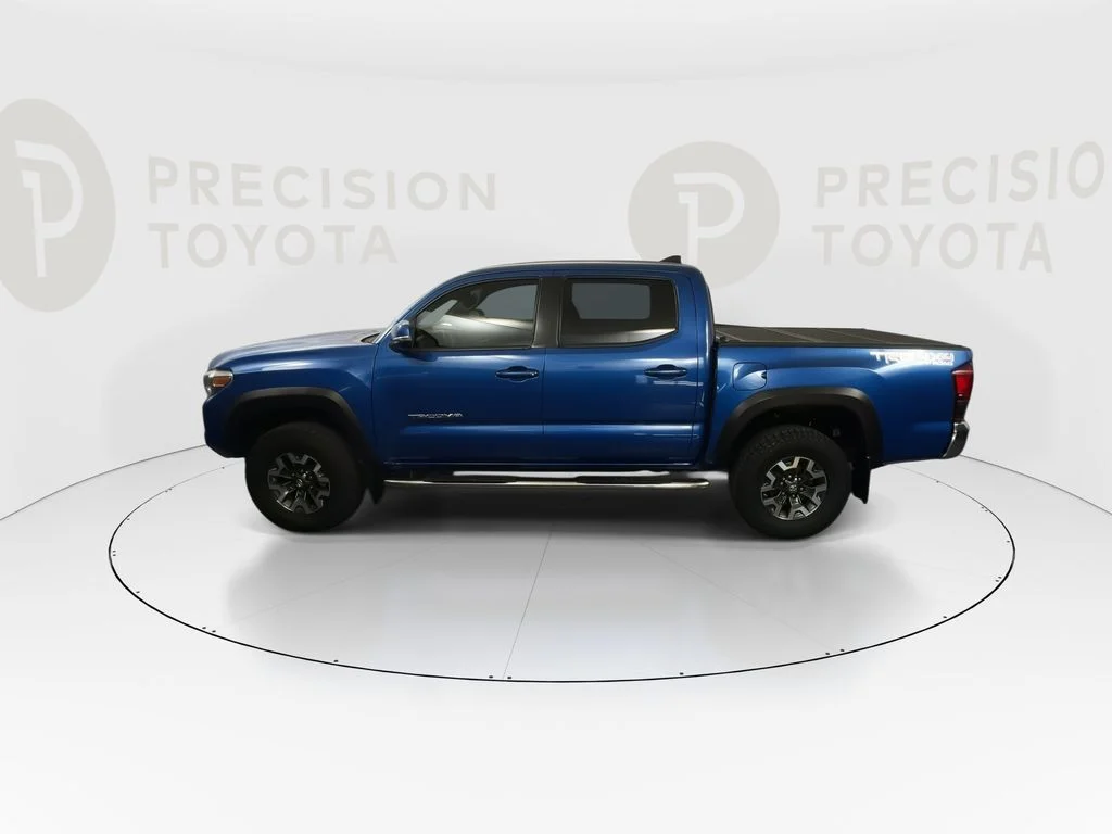 Used 2018 Blazing Blue Toyota TRD Off-Road image 11
