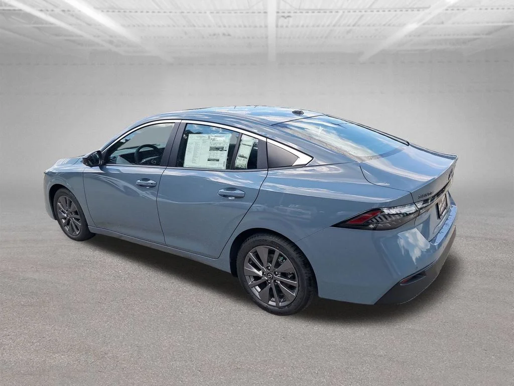 New 2026 Gray Nissan SL image 3