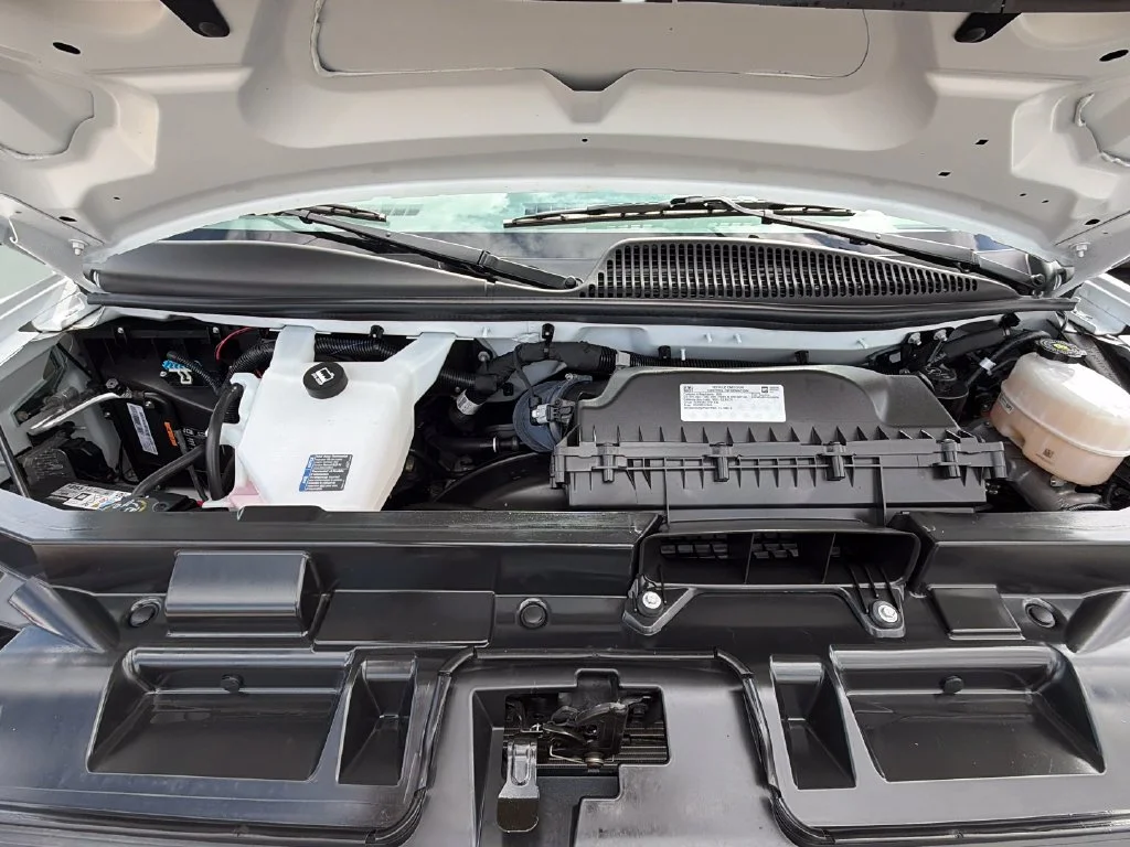 2025 Chevrolet Express Cargo Work Van - Photo 34