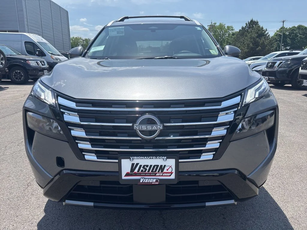 New 2026 Gray Nissan Platinum image 2