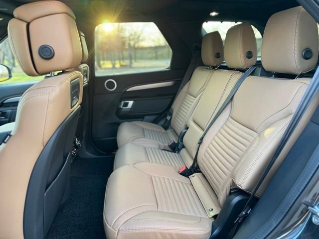 New 2024 Carpathian Grey LAND ROVER Dynamic SE image 11