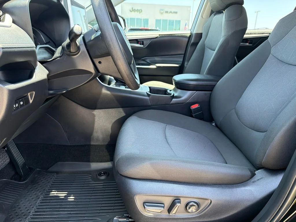 Used 2025 Black Toyota XLE image 19
