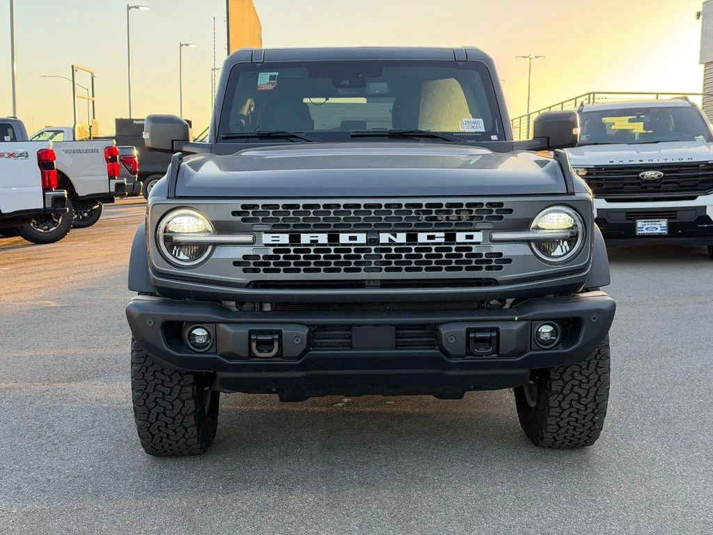 New 2025 Carbonized Gray Metallic Ford Badlands® image 2