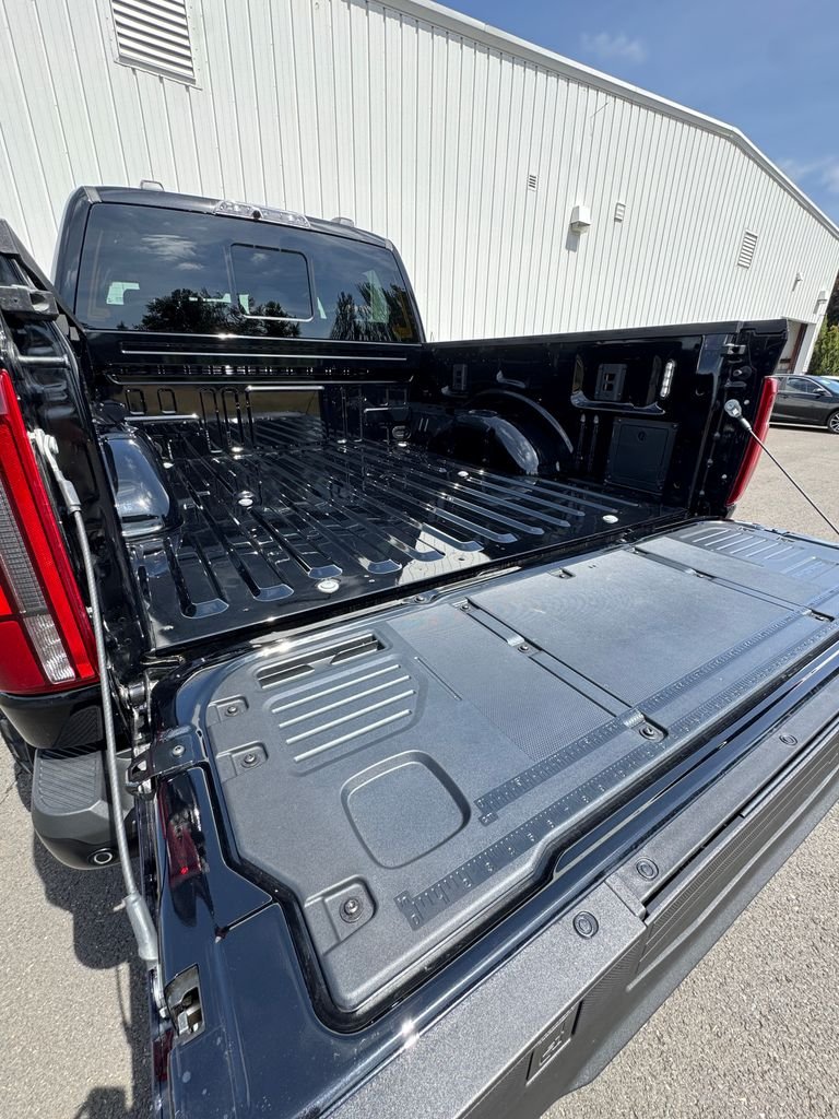 Used 2025 Black Metallic Ford Raptor R image 40