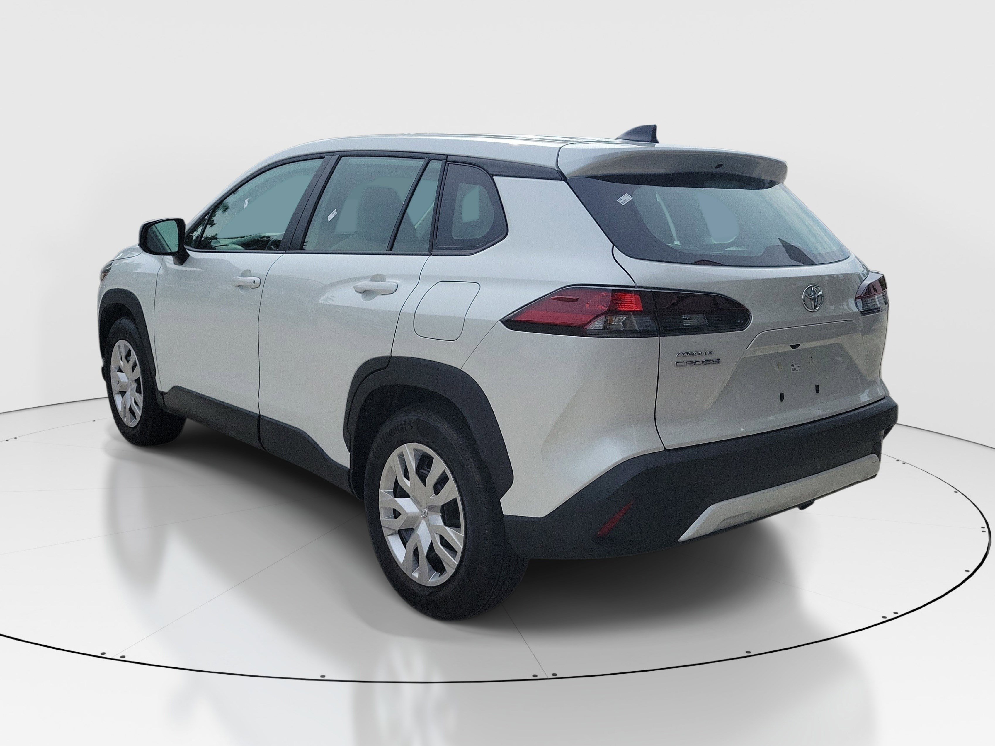 Used 2026 Pearl Toyota L image 5