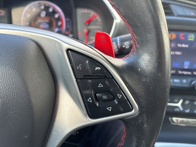 Used 2019 White Chevrolet Stingray Z51 image 19