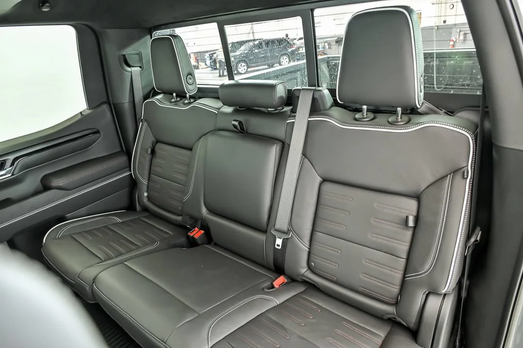 2026 GMC Sierra 1500 AT4X - Photo 11