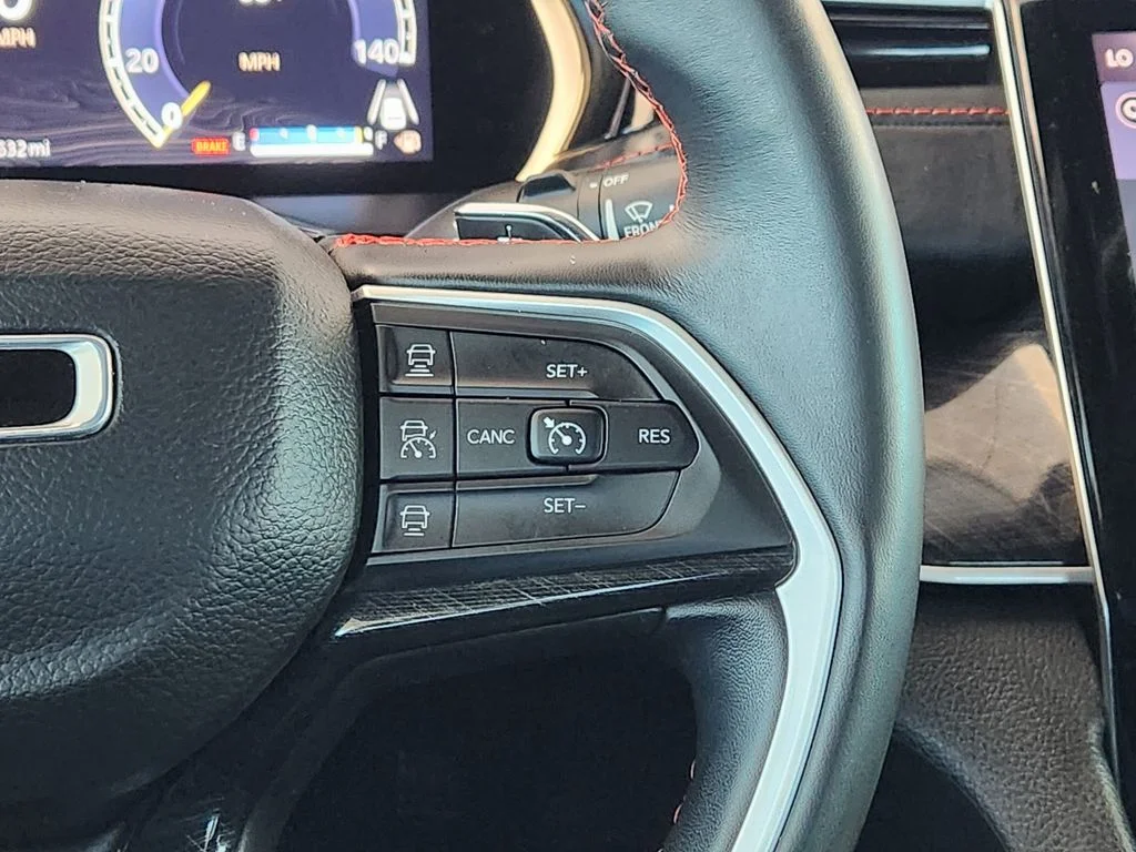 Used 2022 Black Jeep Trailhawk image 31