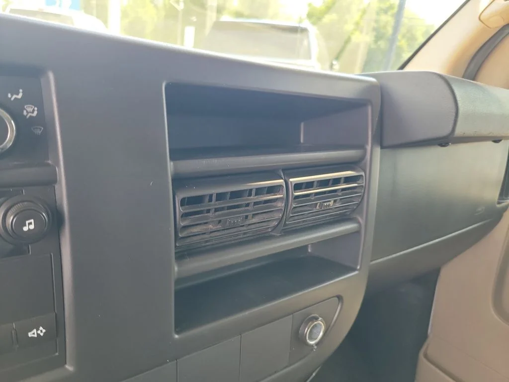 Used 2012 White GMC Work Van image 30