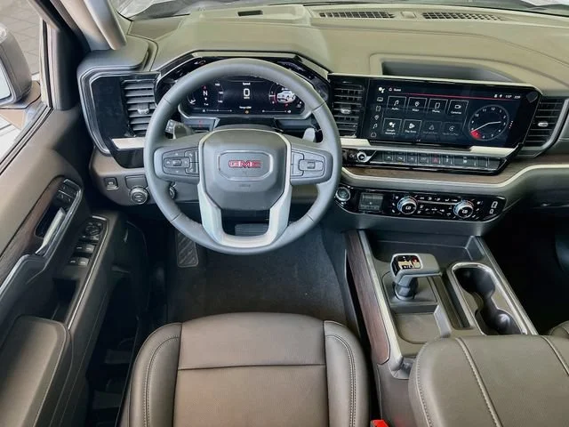 2026 GMC Sierra 1500 SLT - Photo 16