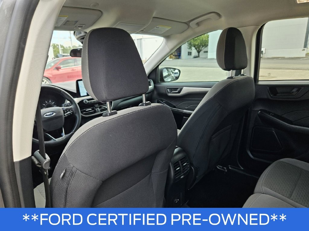 Used 2022 Gray Ford SE image 21