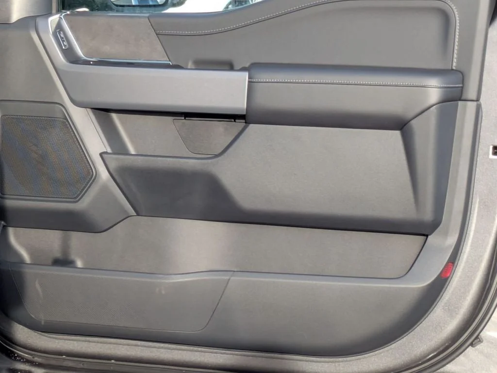 New 2026 Carbonized Gray Metallic Ford XLT image 49