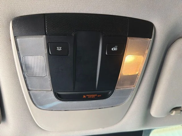 Used 2023 Silver Kia LXS image 29