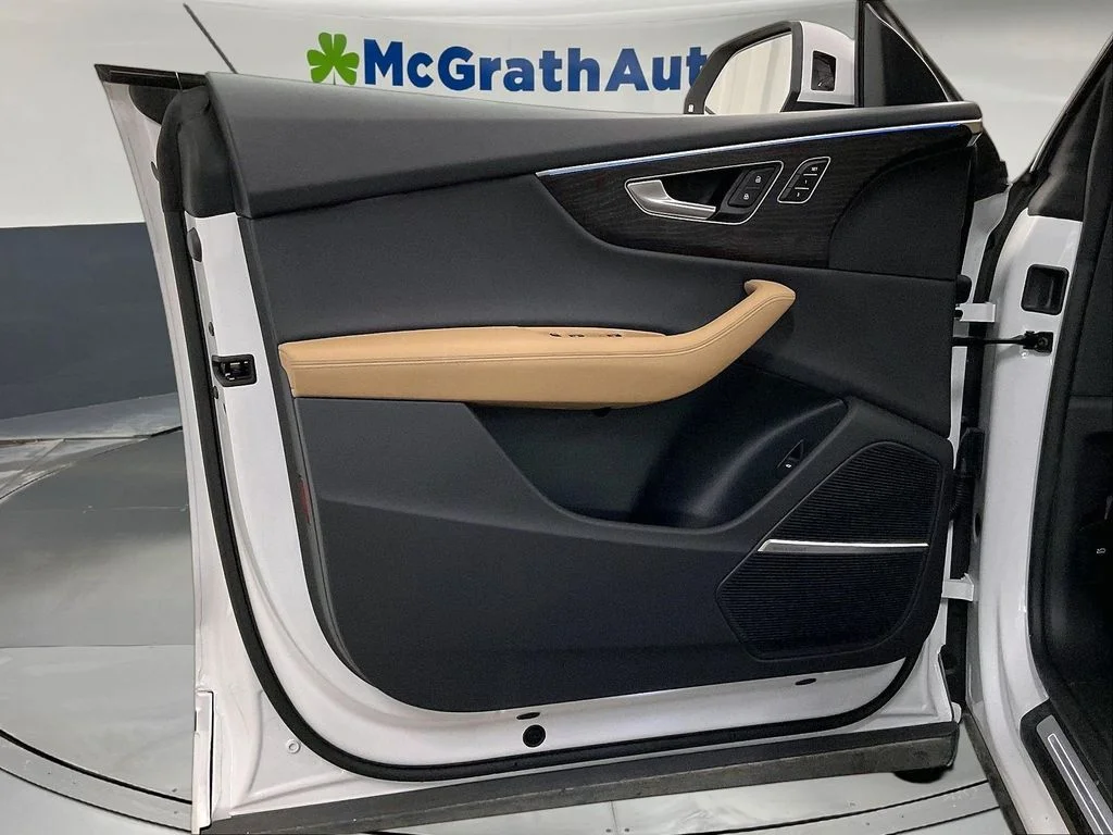 Used 2024 White Audi 55 Premium Plus image 28