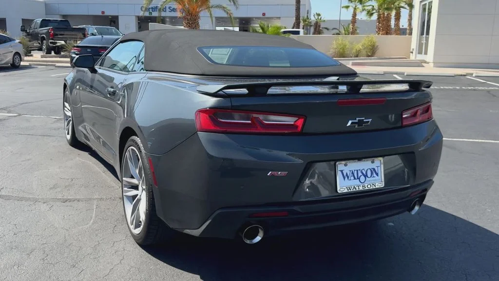 Used 2018 Gray Chevrolet 2LT image 8