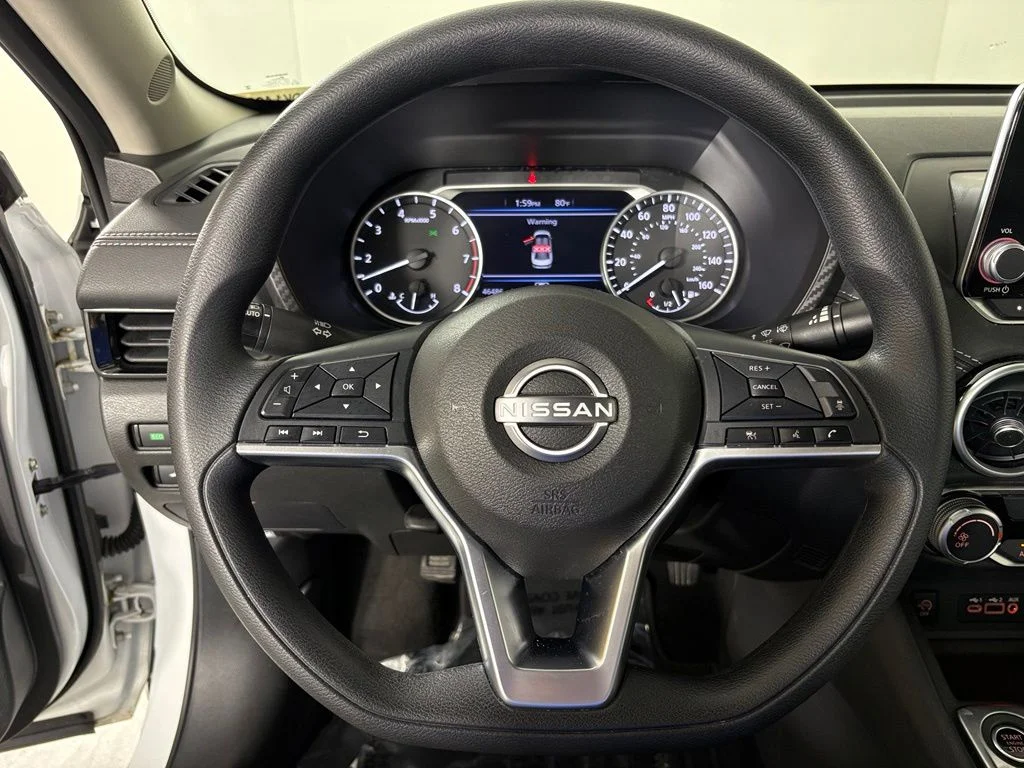 Used 2025 White Nissan SV image 18
