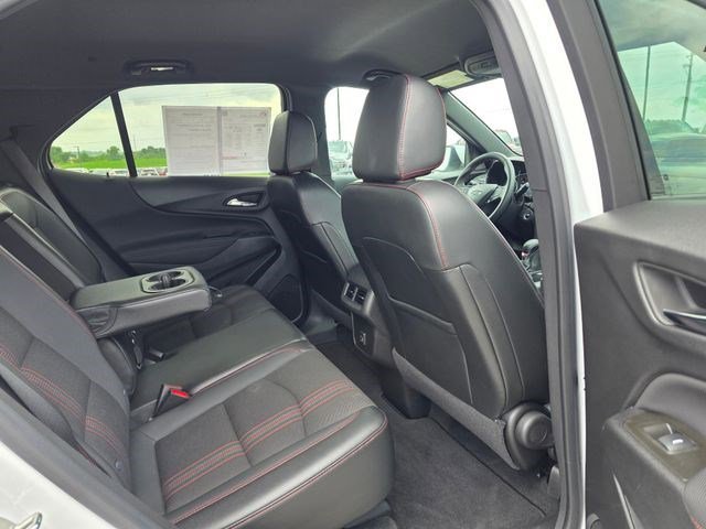 Used 2023 Summit White Chevrolet RS image 13