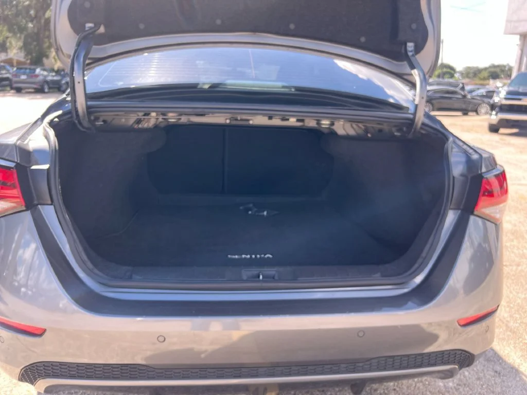 Used 2024 Gray Nissan SV image 18