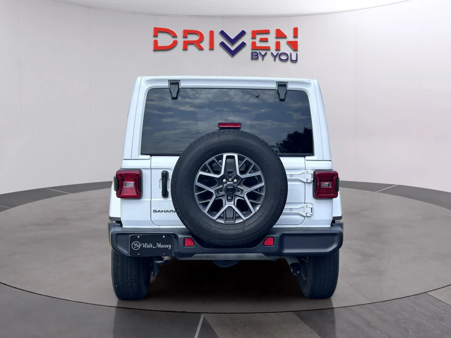 Used 2025 Bright White Clearcoat Jeep Sahara image 4