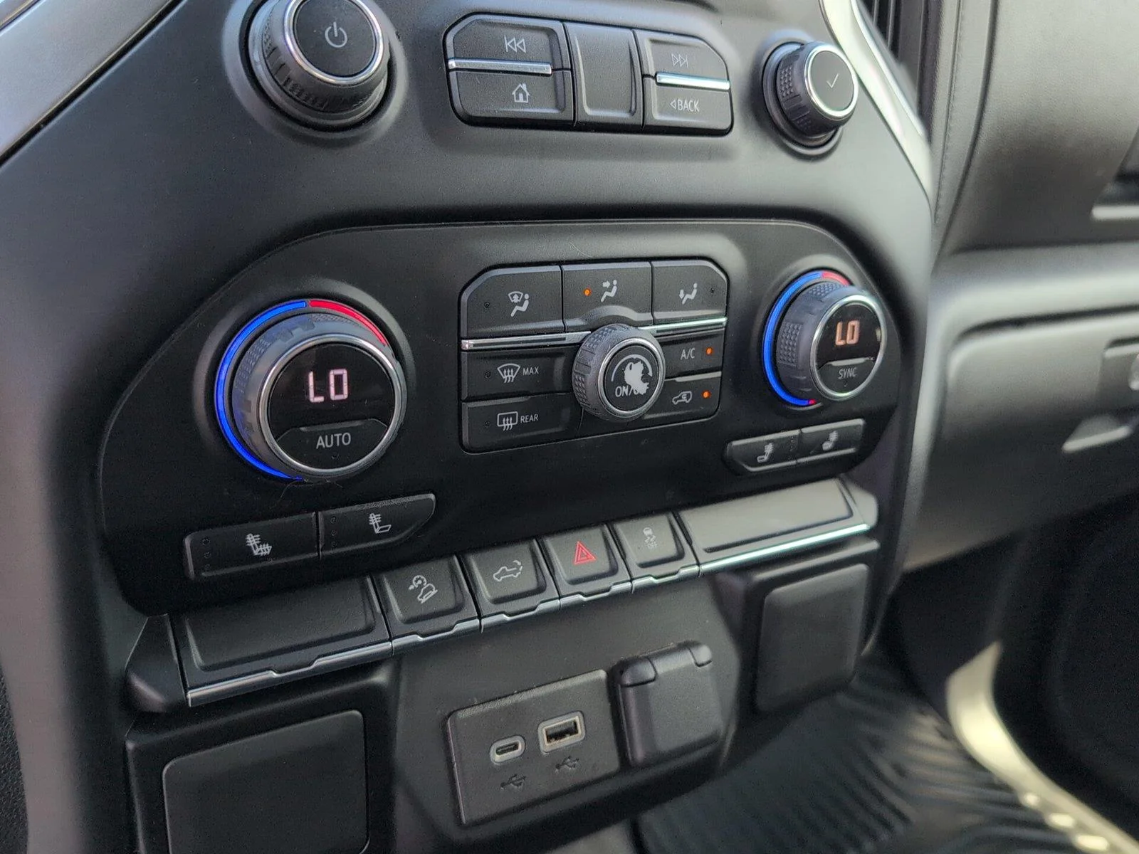Used 2021 SHADOW GRAY METALLIC Chevrolet RST image 19