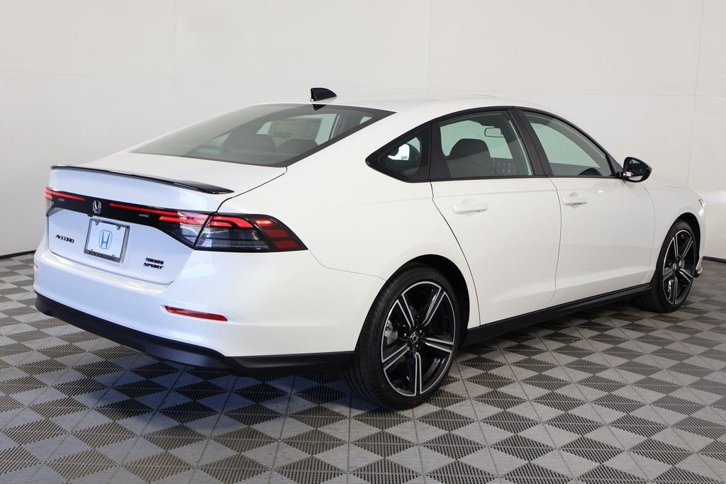 New 2026 Platinum White Pearl Honda Sport image 2