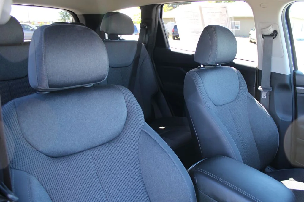 Used 2020 Stormy Blue Hyundai SEL image 19