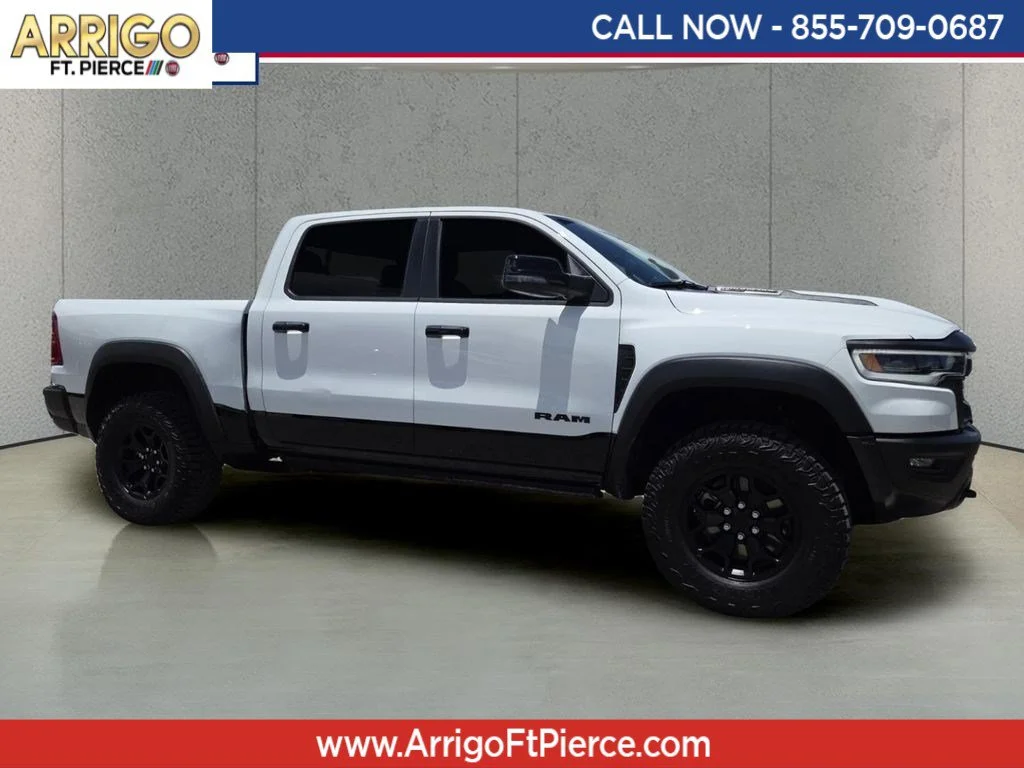 2026 RAM 1500 RHO 4x4 Crew Cab 5'7's photo