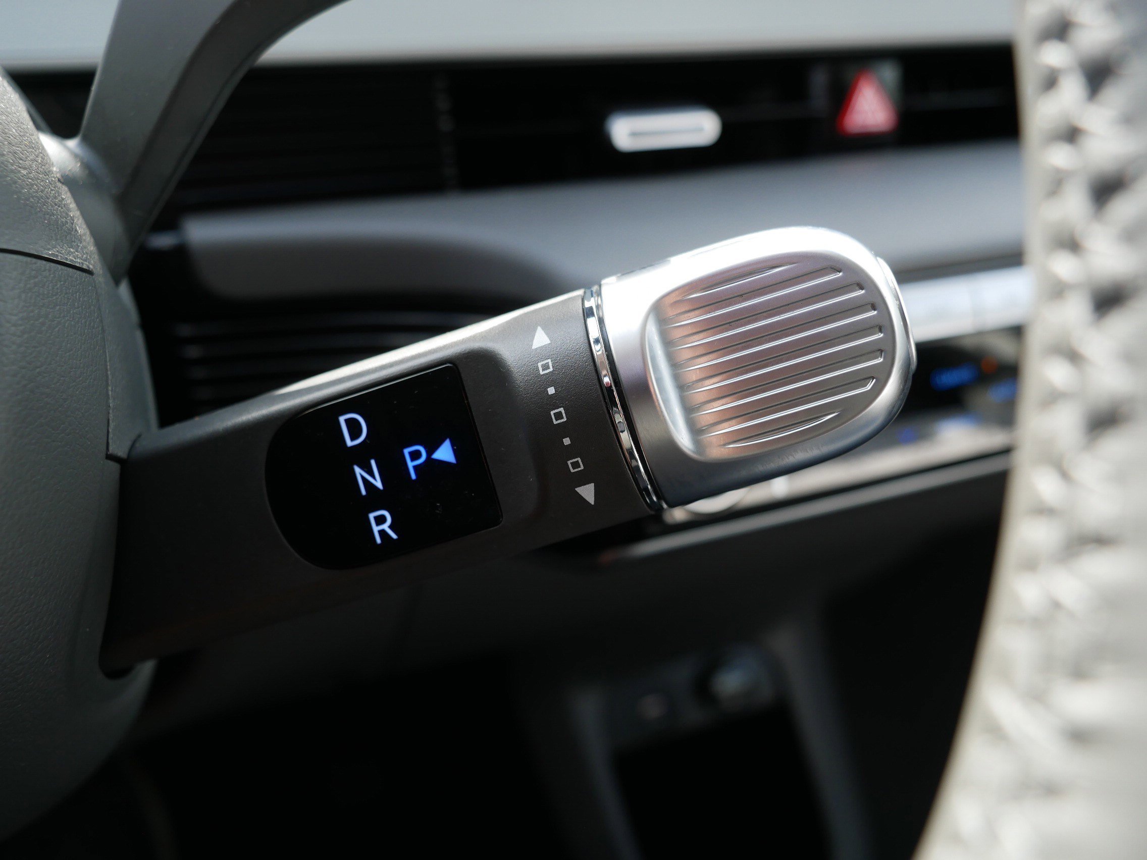 Used 2024 Abyss Black Hyundai SEL image 24