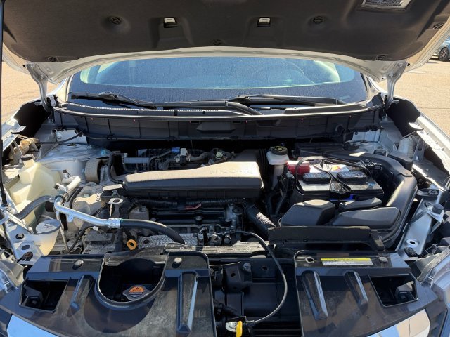 Certified Used 2018 Silver Nissan SV image 6