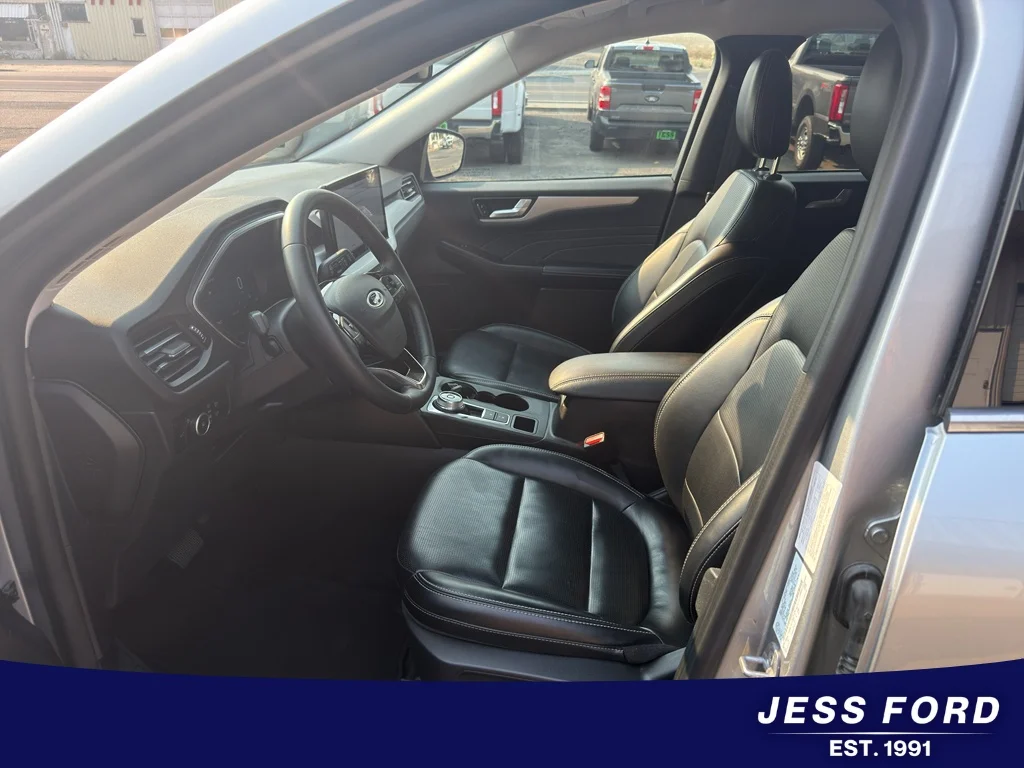 2024 Ford Escape Platinum - Photo 9