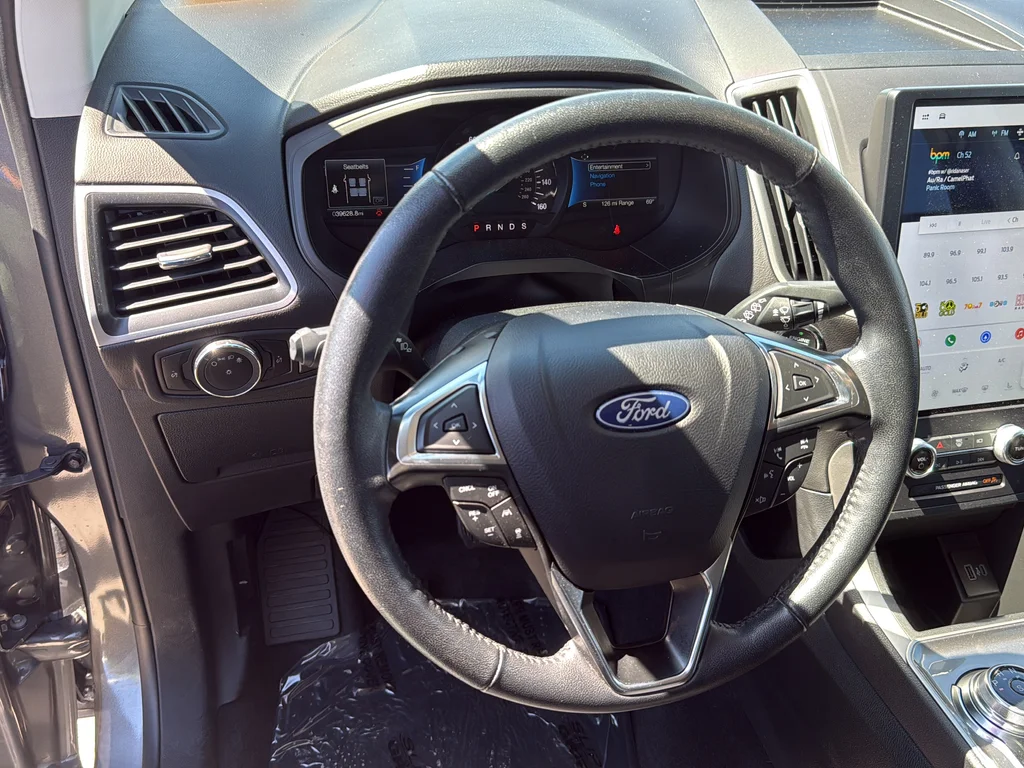 Used 2024 Gray Ford SEL image 14