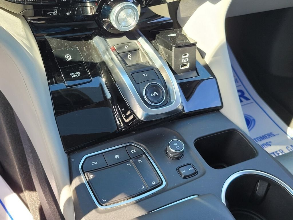 Used 2022 Silver Acura Technology image 21