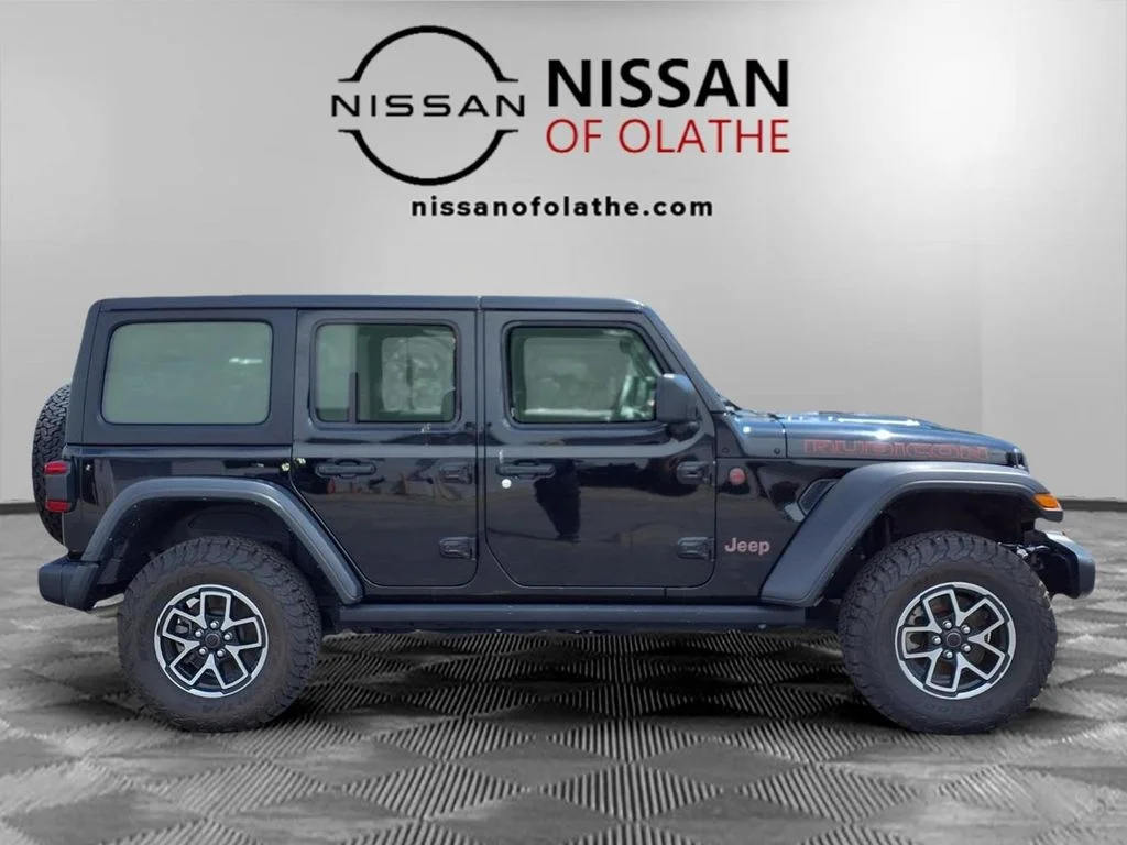 Used 2025 Black Jeep Rubicon image 31