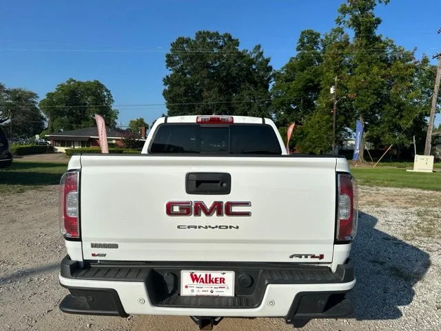 Used 2021 White GMC AT4 w/Leather image 12
