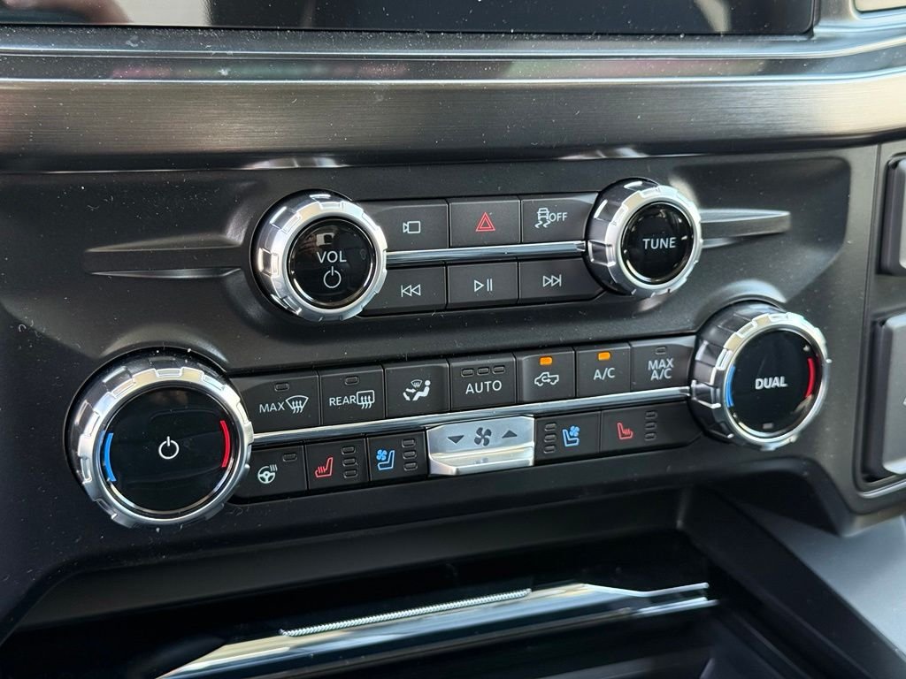 New 2026 Oxford White Ford F-350® Lariat® image 13