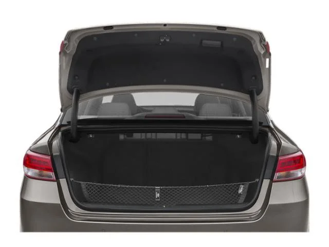 Used 2018 Snow White Pearl Kia EX image 15