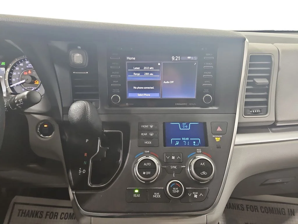 Used 2019 White Toyota LE image 19