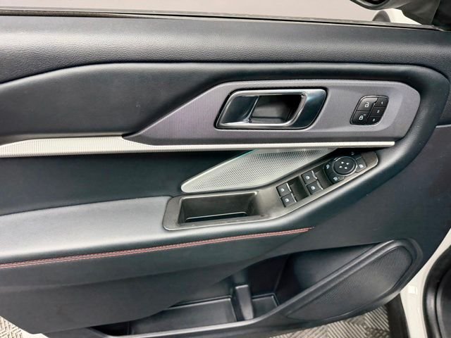 Used 2025 Star White Ford ST image 15
